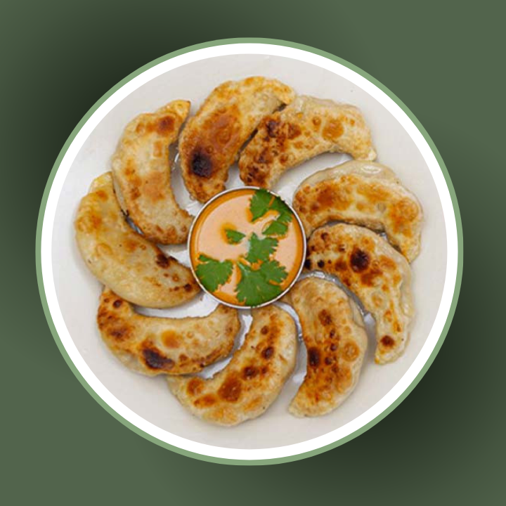 Stir-Fry Paneer Momo (6 pcs.)